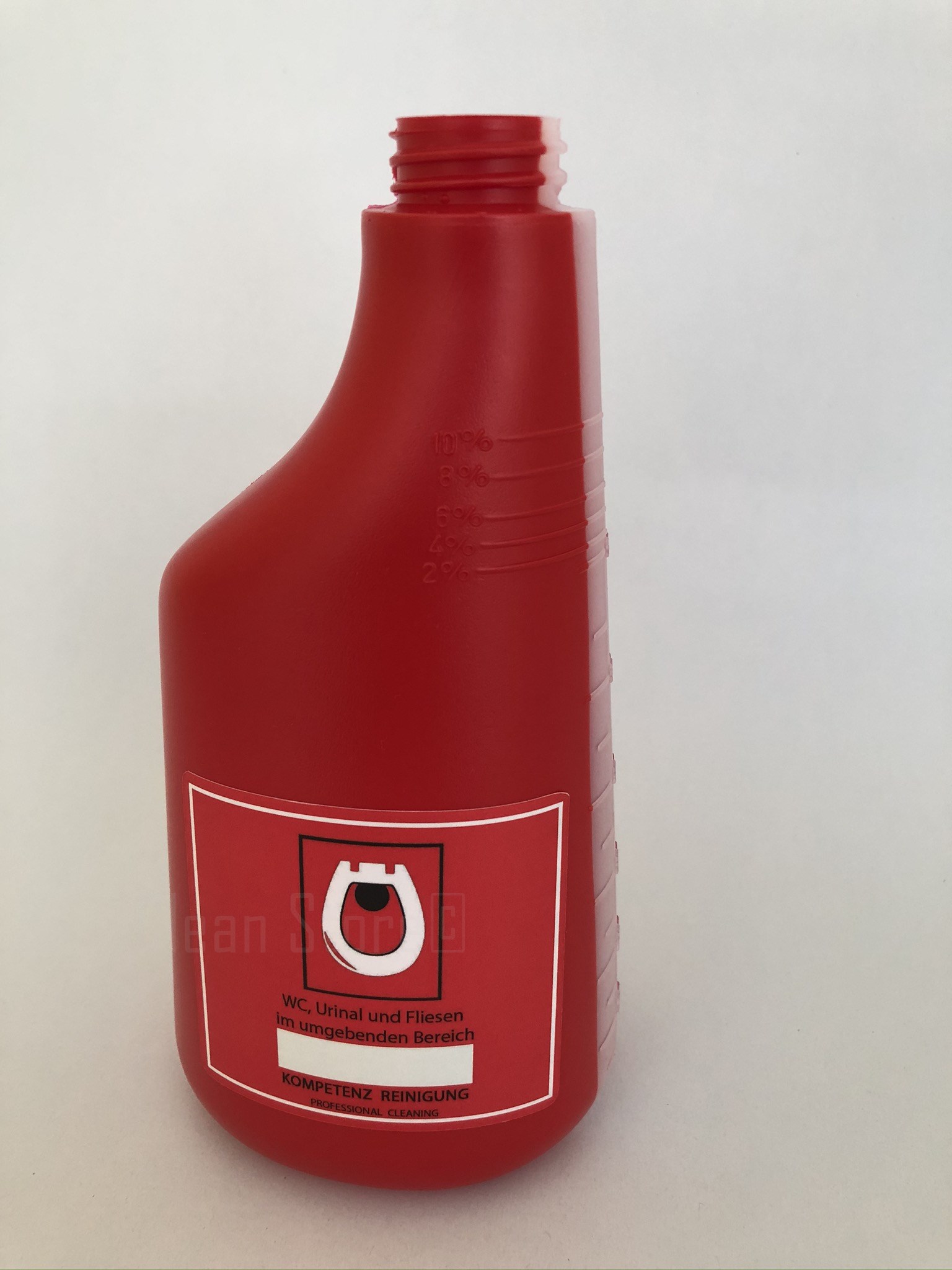 Flasche rot 600 ml mit mm Skalierung